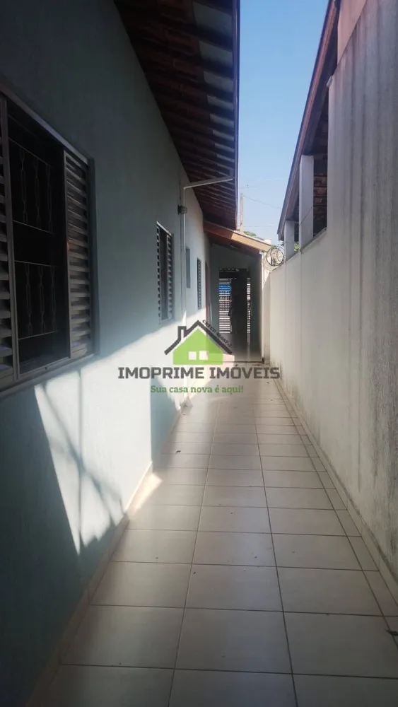 Casa, 3 quartos, 131 m² - Foto 2