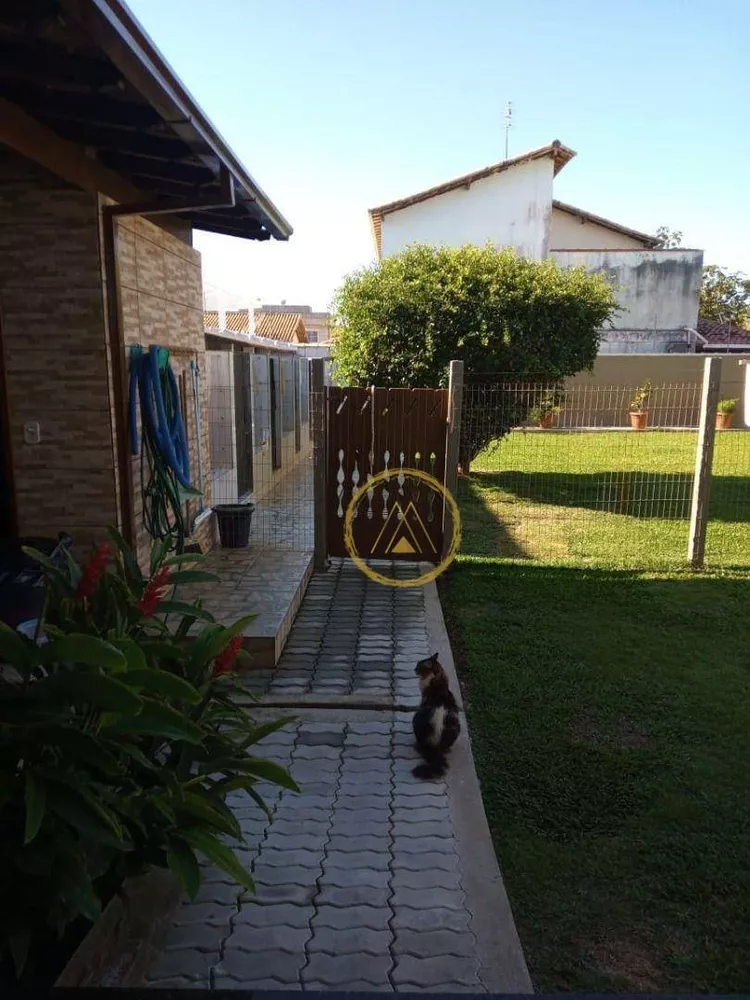 Casa, 4 quartos, 200 m² - Foto 3