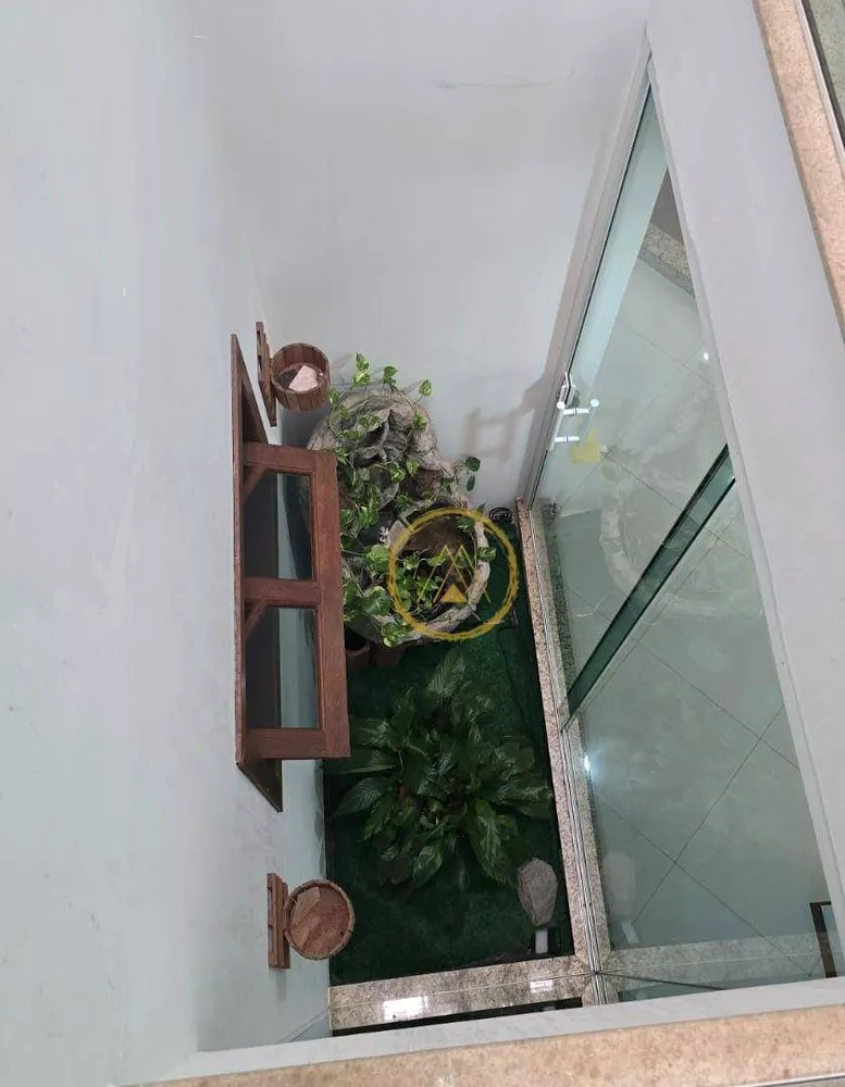 Casa, 3 quartos, 198 m² - Foto 1