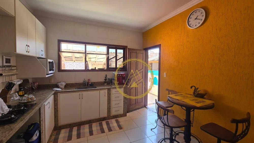 Casa, 3 quartos, 198 m² - Foto 6