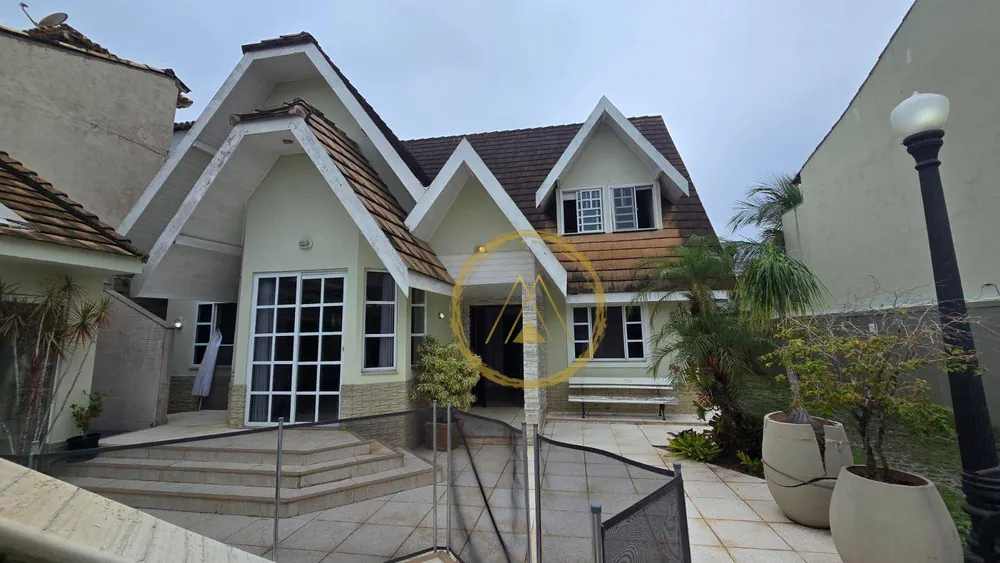 Casa, 6 quartos, 320 m² - Foto 2