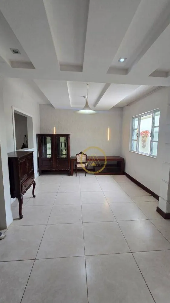 Casa, 6 quartos, 320 m² - Foto 4