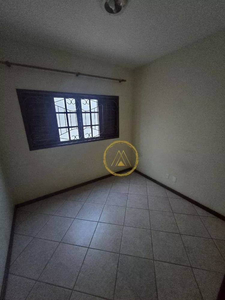 Casa, 3 quartos, 200 m² - Foto 11