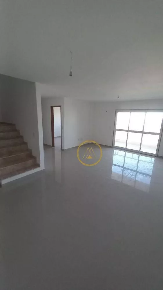 Cobertura, 4 quartos, 216 m² - Foto 1