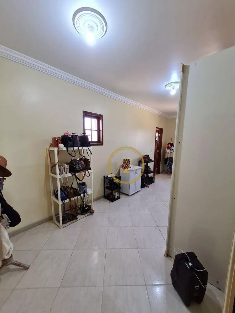 Casa, 4 quartos, 220 m² - Foto 3