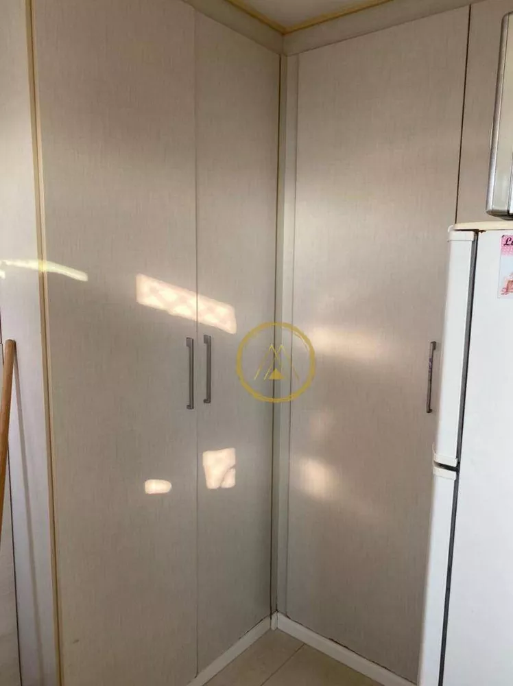 Apartamento, 3 quartos, 195 m² - Foto 2