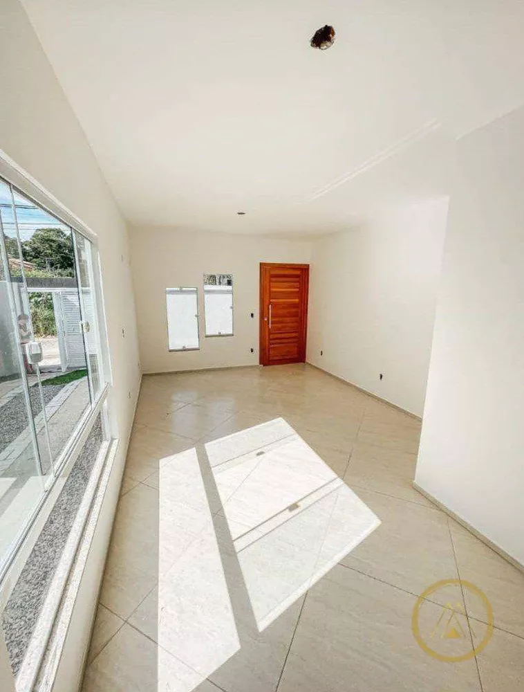Casa, 3 quartos, 77 m² - Foto 2