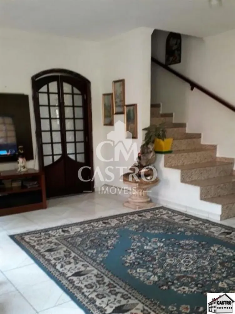 Casa, 3 quartos, 246 m² - Foto 2