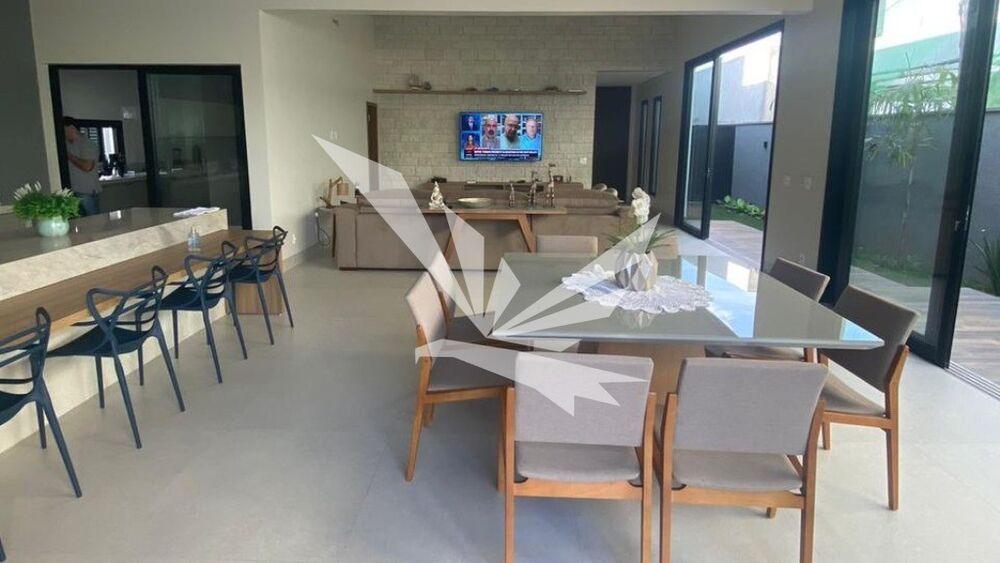 Casa, 4 quartos, 287 m² - Foto 1