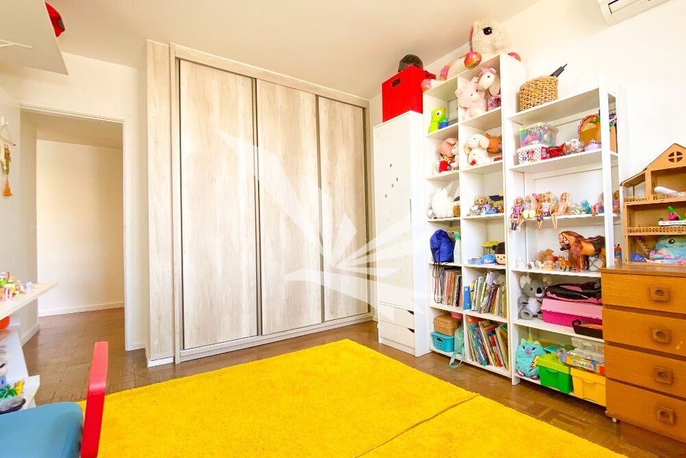 Apartamento à venda com 4 quartos, 186m² - Foto 18
