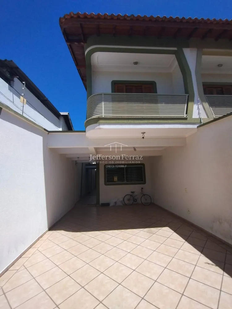 Sobrado, 3 quartos, 147 m² - Foto 1