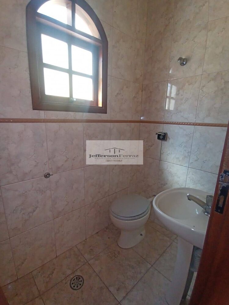 Sobrado, 4 quartos, 249 m² - Foto 1