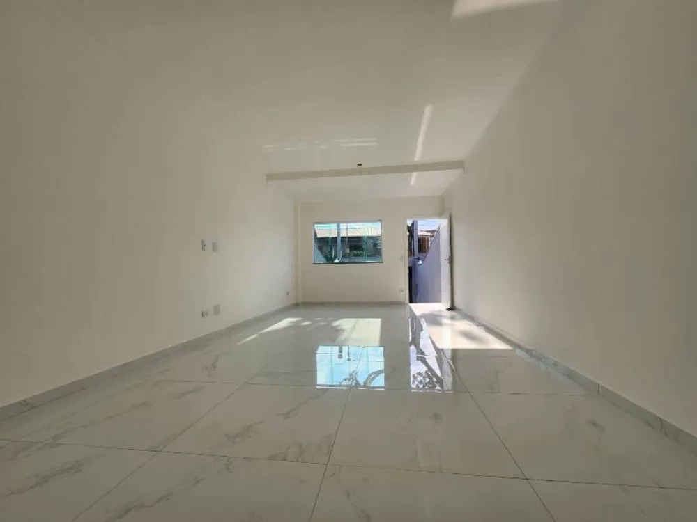 Casa, 3 quartos, 230 m² - Foto 3