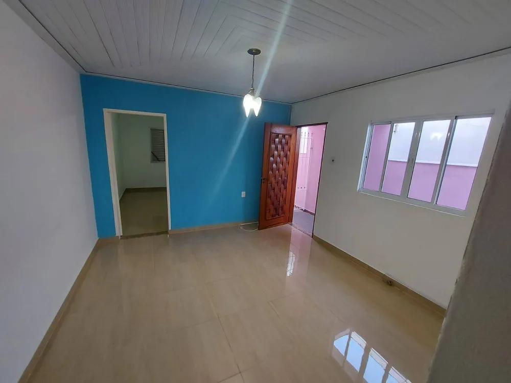 Casa, 4 quartos, 175 m² - Foto 1