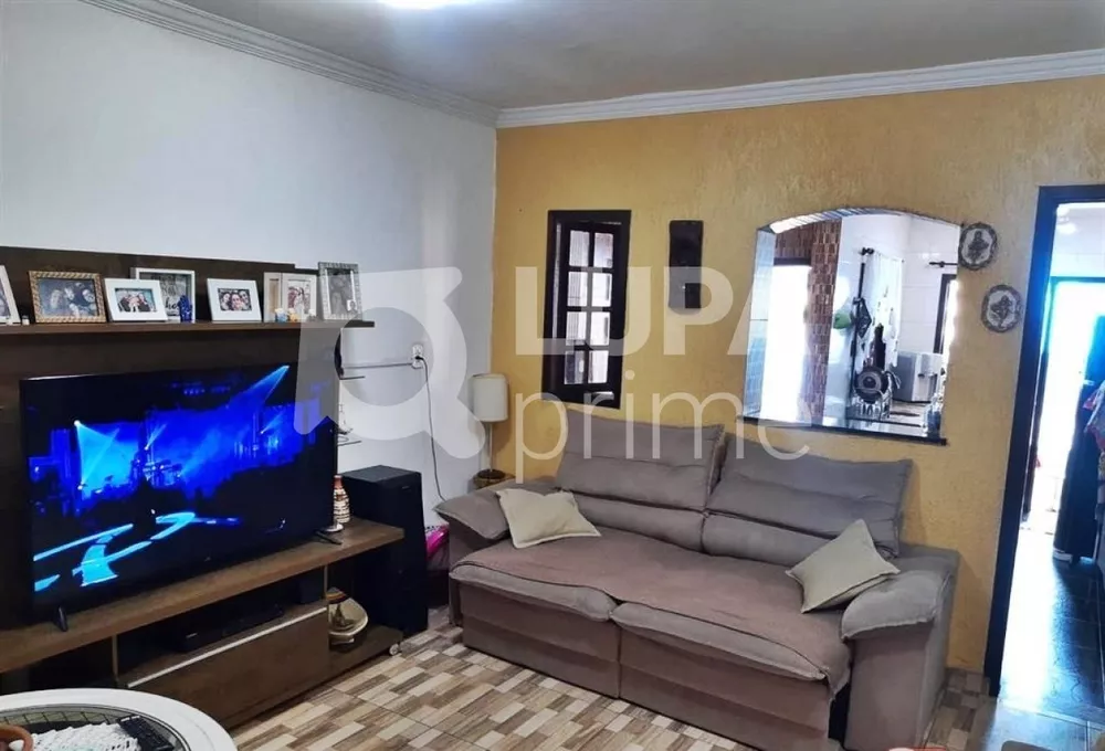 Casa à venda com 2 quartos, 90m² - Foto 1