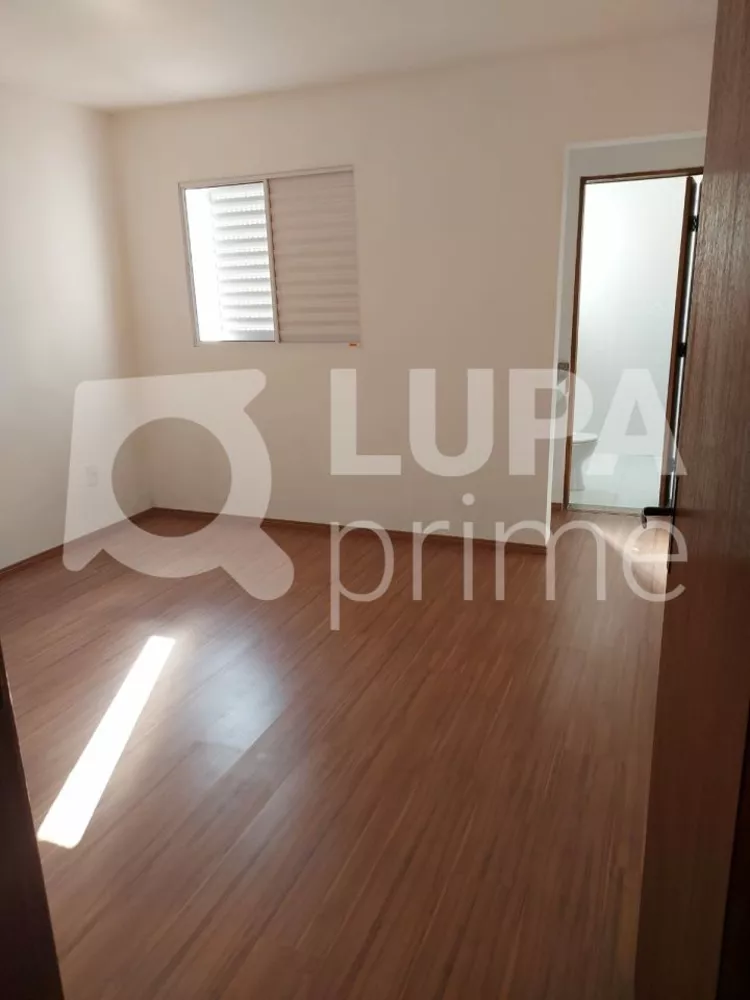 Casa à venda com 2 quartos, 80m² - Foto 7