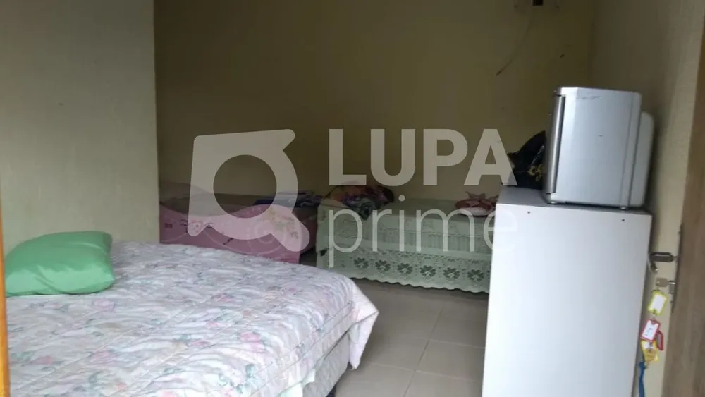 Chácara, 3 quartos, 4000 m² - Foto 1