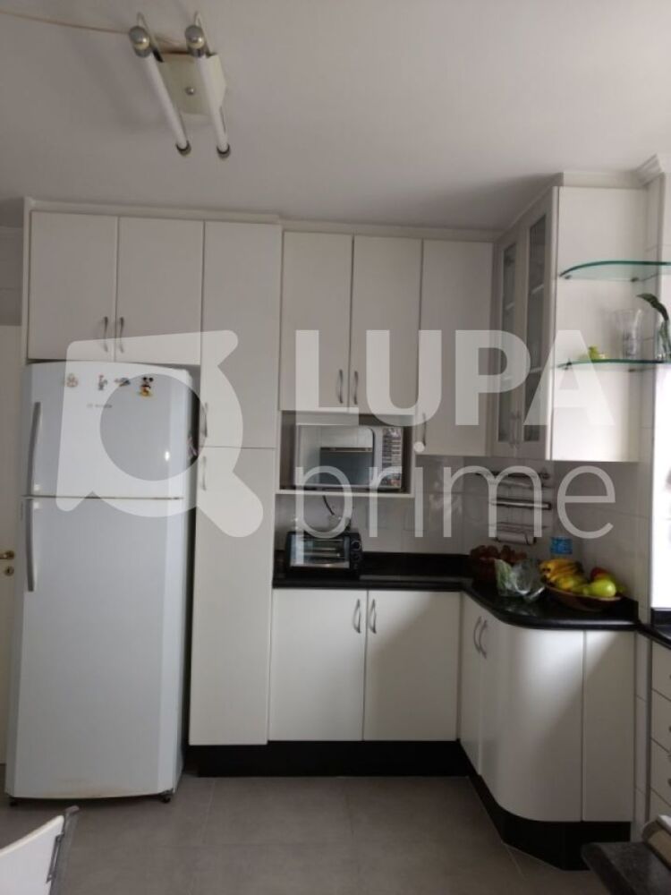 Apartamento à venda com 3 quartos, 130m² - Foto 3