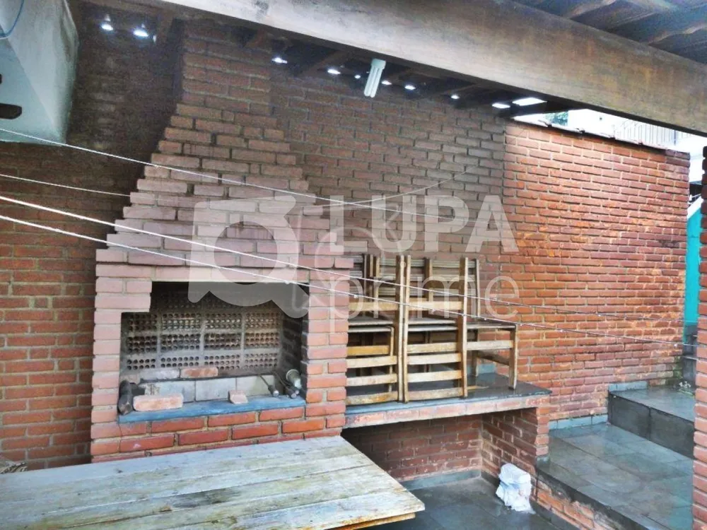 Casa, 3 quartos, 244 m² - Foto 5