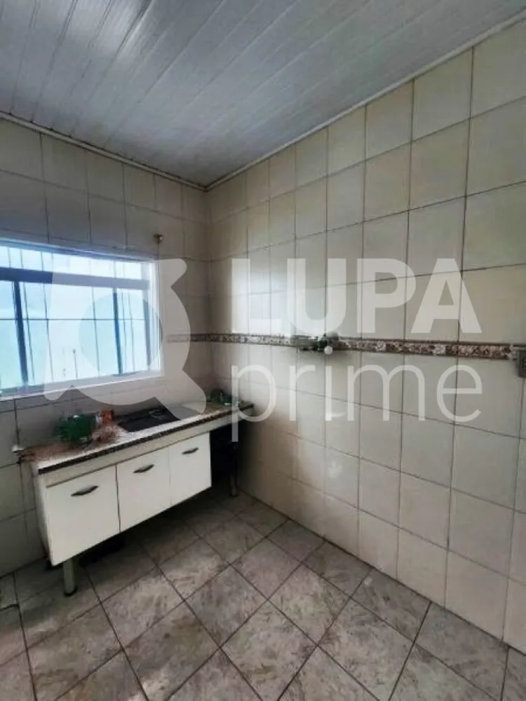 Casa, 3 quartos, 108 m² - Foto 1