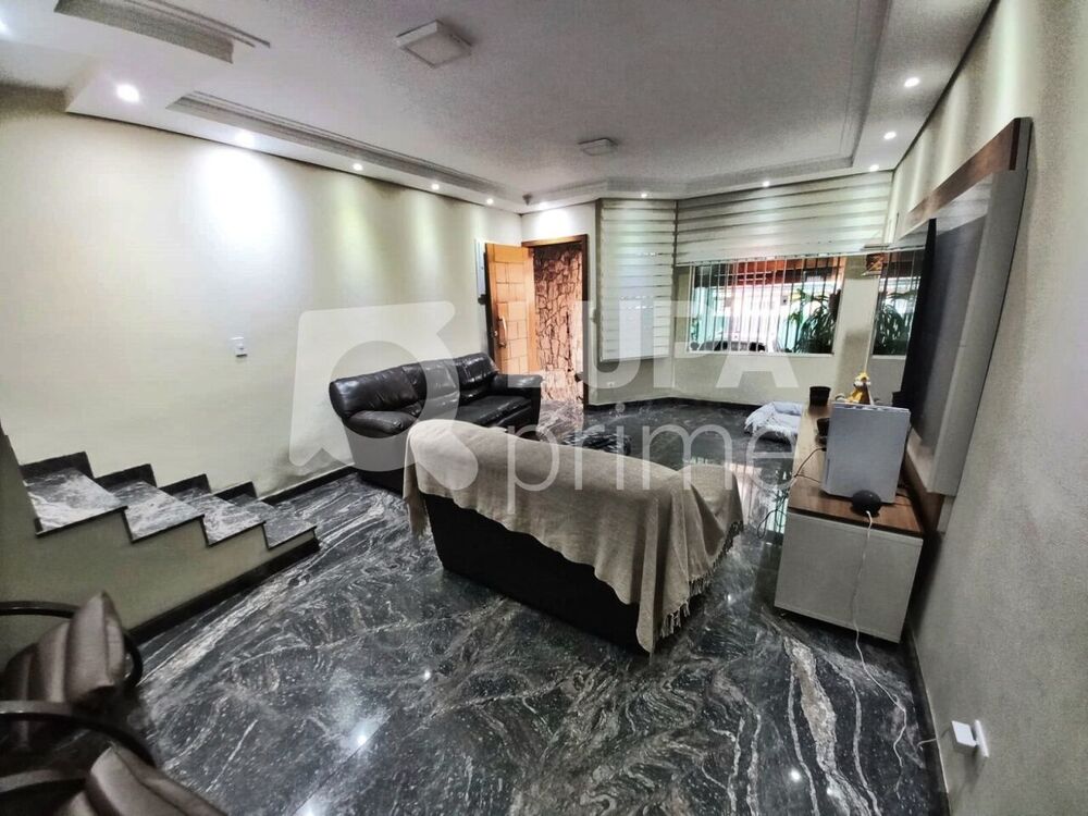 Casa, 3 quartos, 124 m² - Foto 2