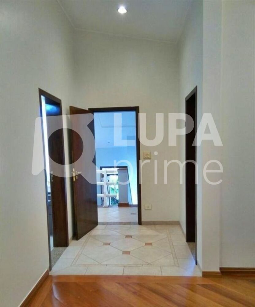 Casa, 4 quartos, 293 m² - Foto 4