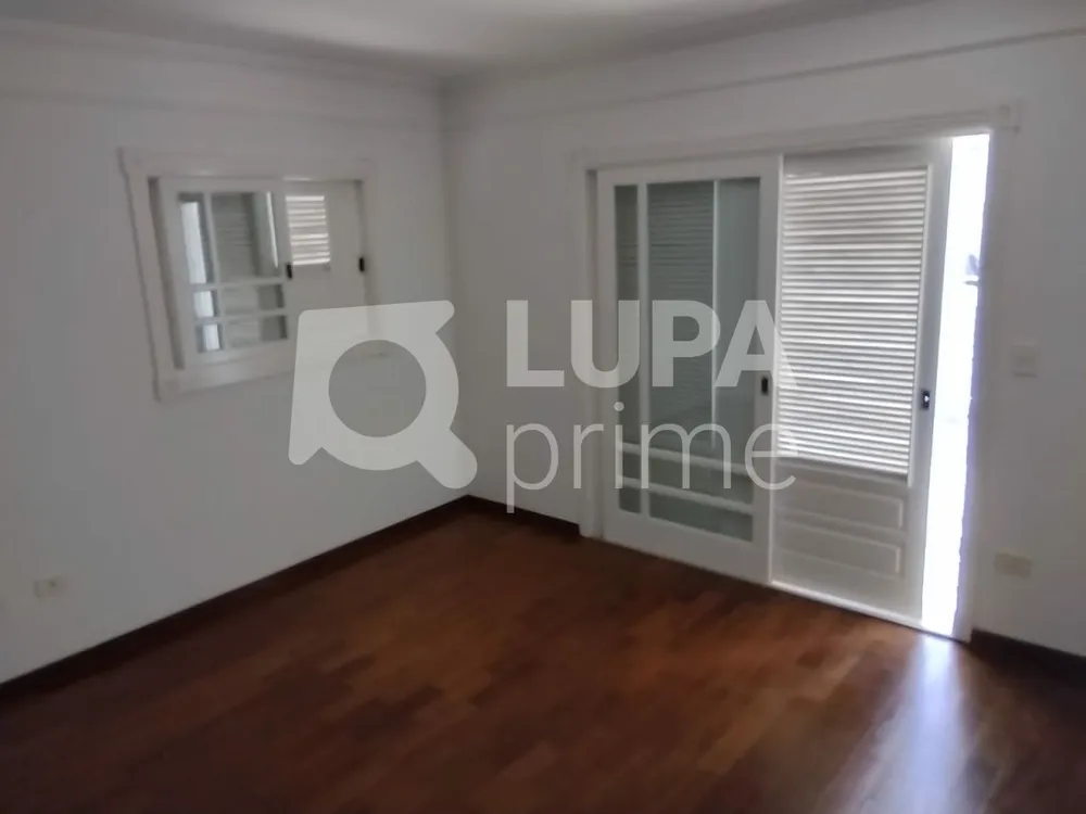 Casa, 3 quartos, 296 m² - Foto 8