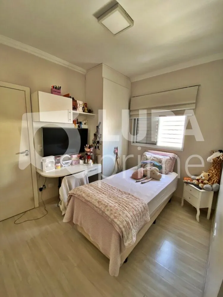 Casa, 3 quartos, 169 m² - Foto 1