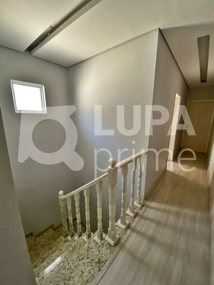 Casa, 3 quartos, 169 m² - Foto 4