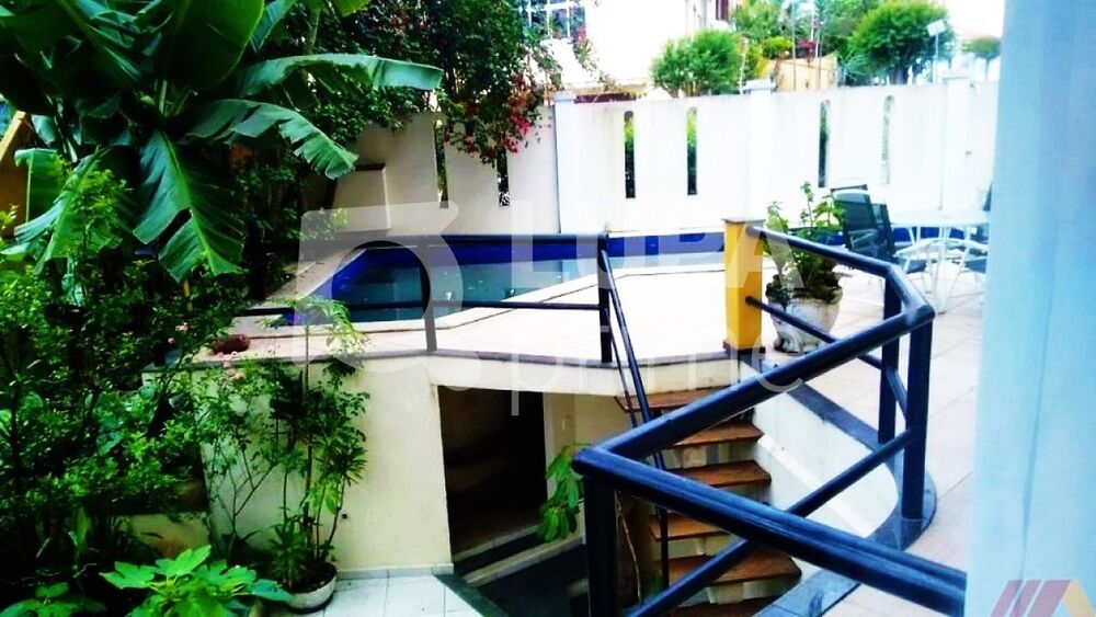 Casa, 5 quartos, 650 m² - Foto 1