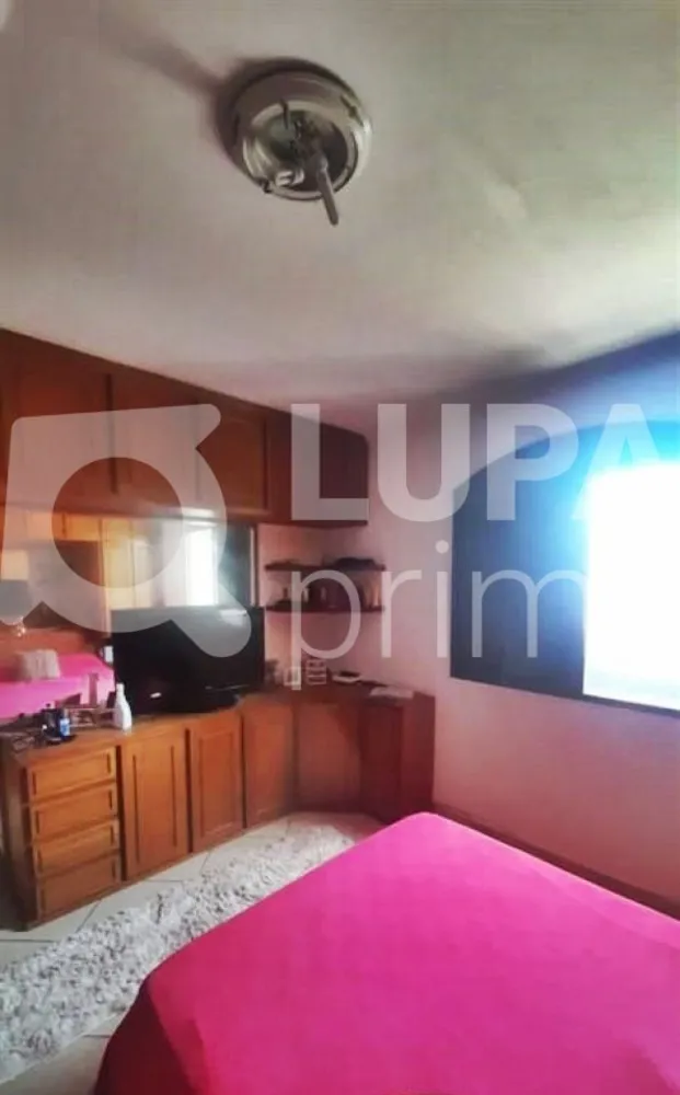 Casa, 4 quartos, 210 m² - Foto 4