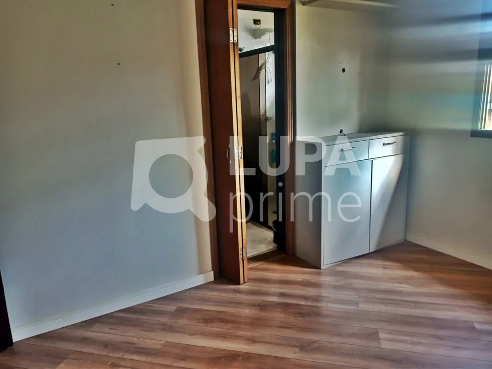 Casa, 3 quartos, 184 m² - Foto 1