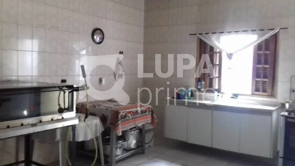 Casa, 3 quartos, 210 m² - Foto 7