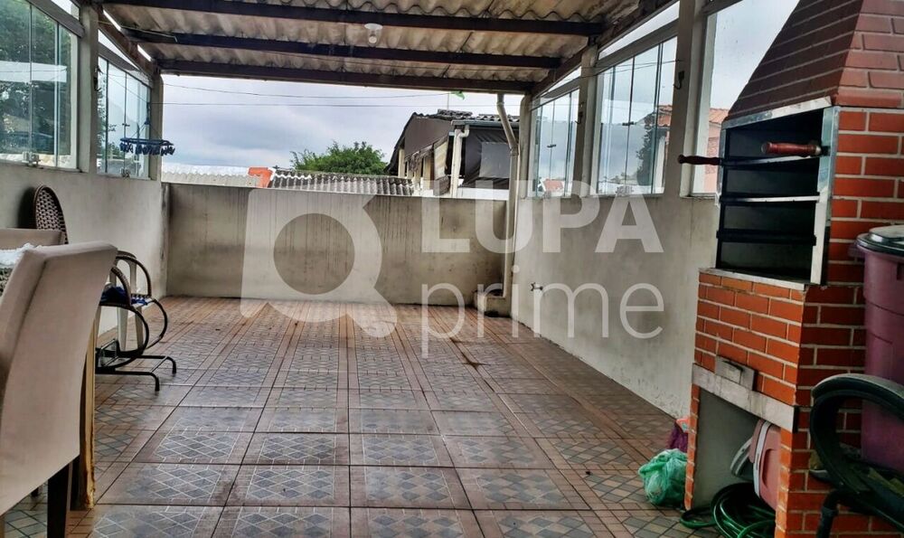 Casa à venda com 2 quartos, 92m² - Foto 8