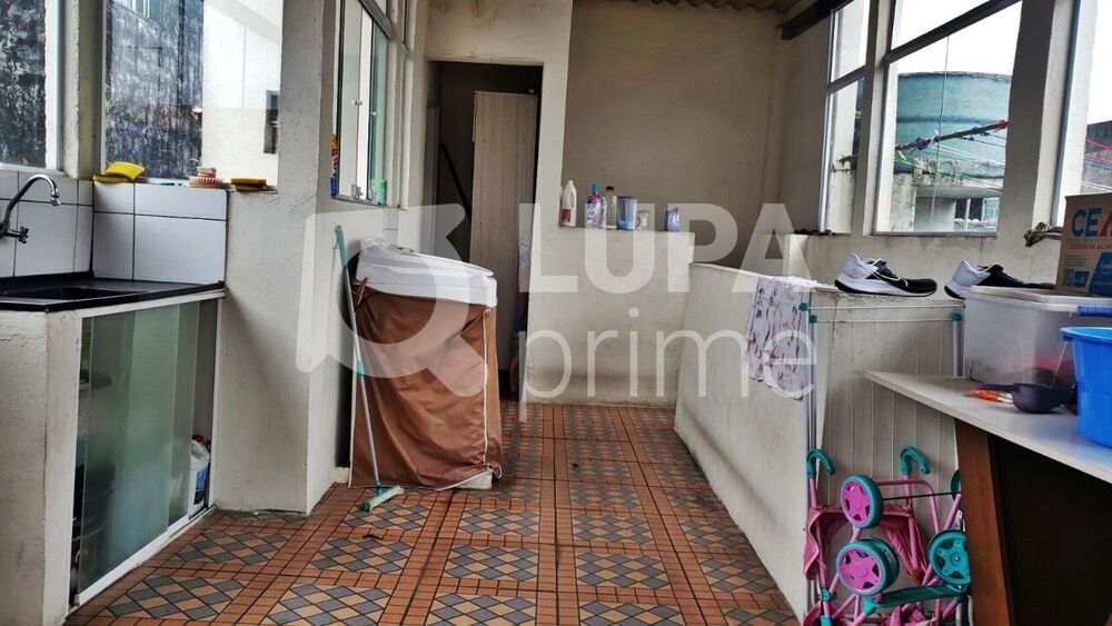 Casa à venda com 2 quartos, 92m² - Foto 7