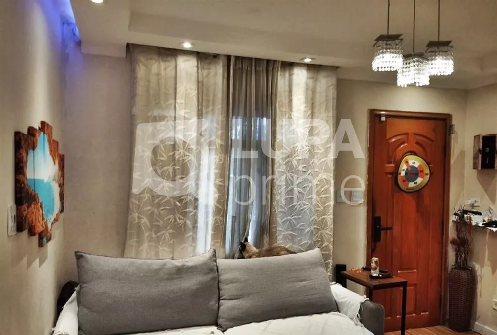 Casa à venda com 2 quartos, 60m² - Foto 1