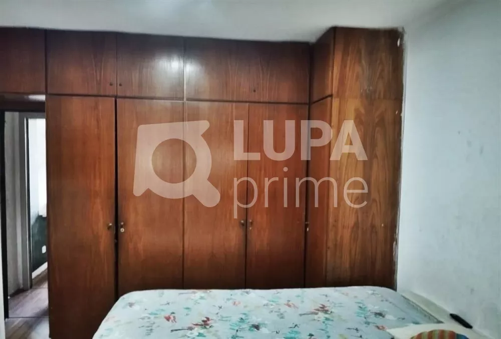 Casa à venda com 2 quartos, 60m² - Foto 4