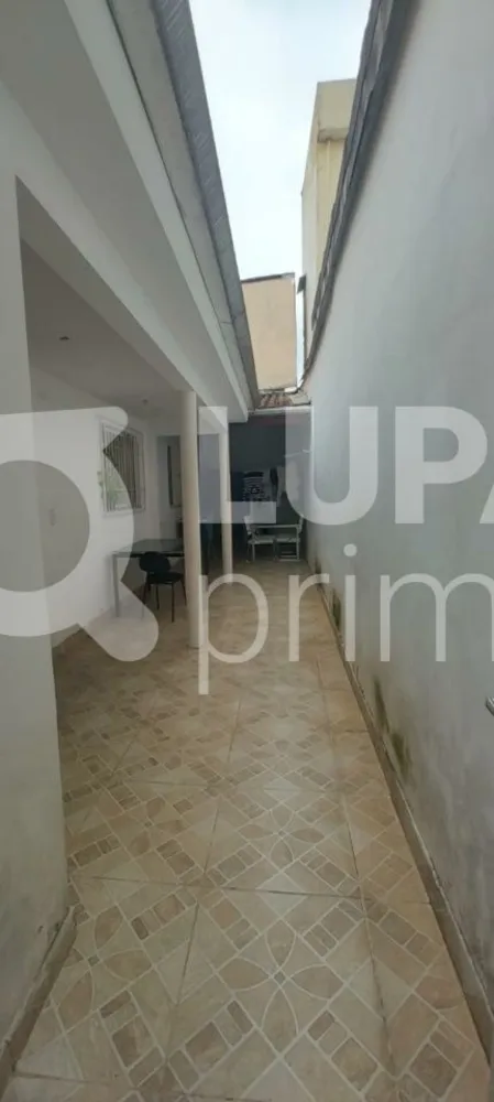 Casa, 3 quartos, 222 m² - Foto 2