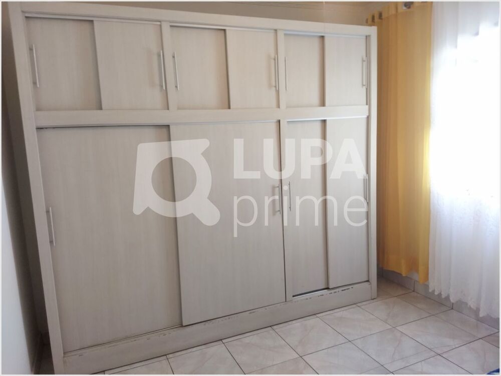 Casa à venda com 3 quartos, 175m² - Foto 4