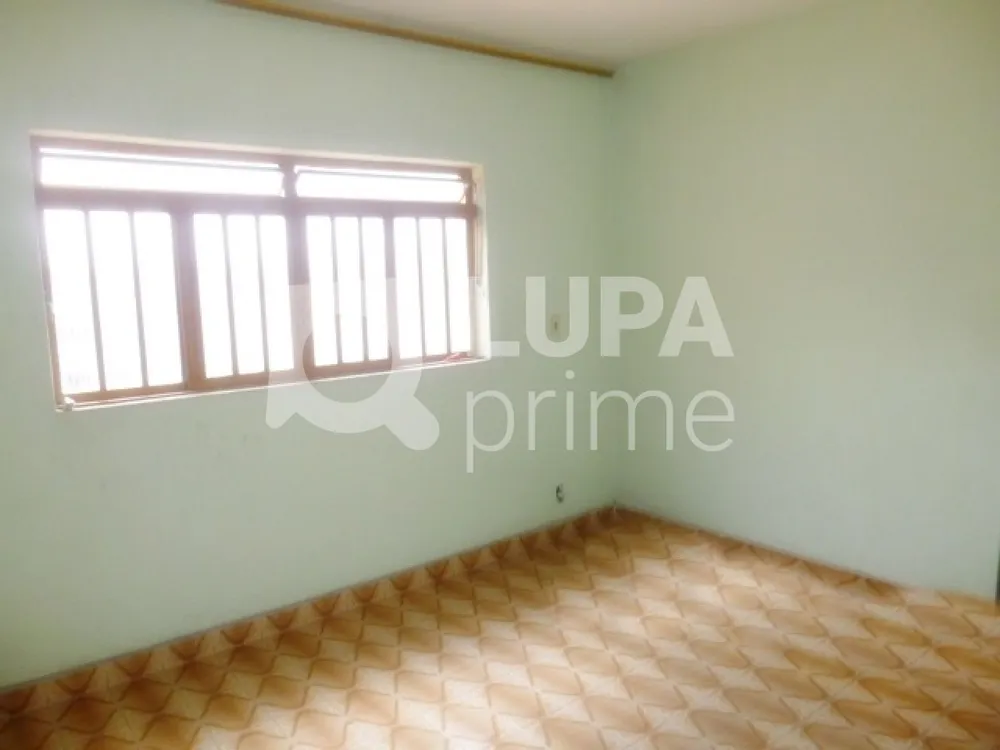 Casa, 3 quartos, 106 m² - Foto 1