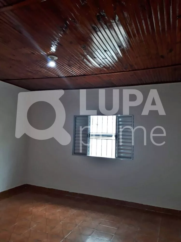 Casa à venda com 4 quartos, 180m² - Foto 4