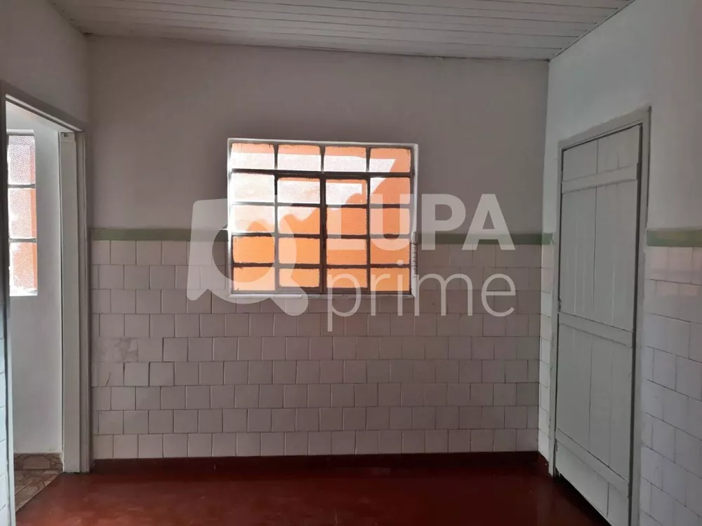 Casa à venda com 4 quartos, 180m² - Foto 6