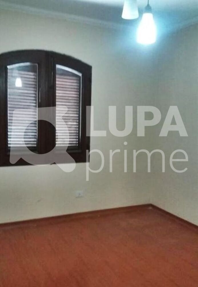 Casa, 4 quartos, 155 m² - Foto 1