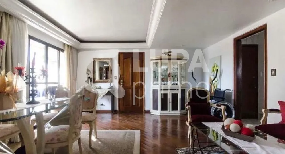Apartamento, 3 quartos, 160 m² - Foto 1