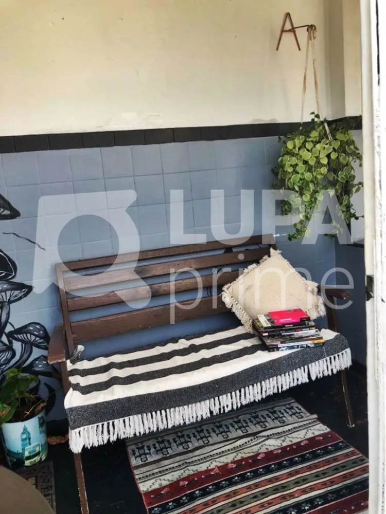 Casa, 7 quartos, 240 m² - Foto 1