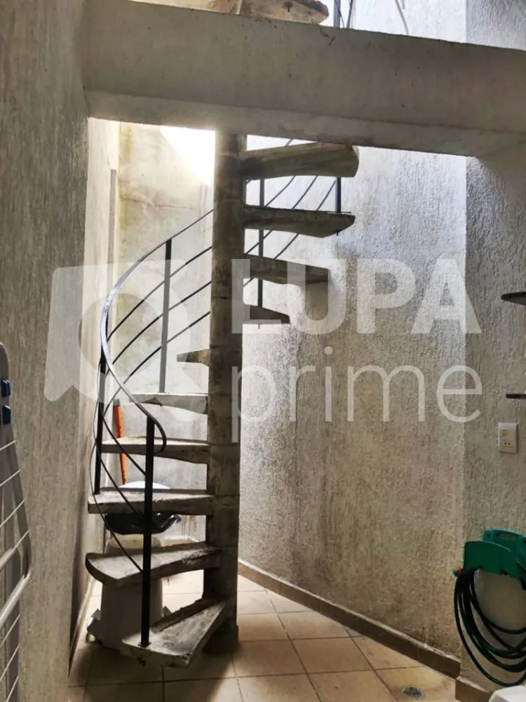 Casa, 7 quartos, 240 m² - Foto 11