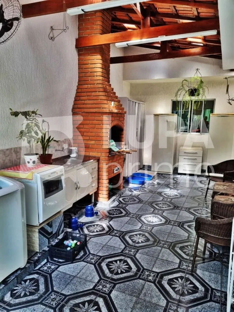 Casa, 3 quartos, 165 m² - Foto 1