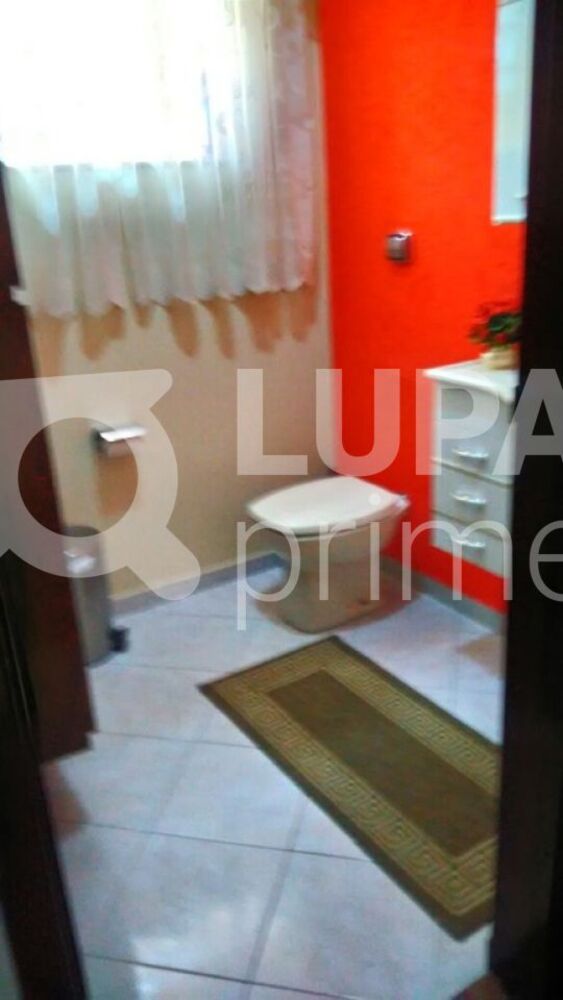 Casa, 3 quartos, 225 m² - Foto 2