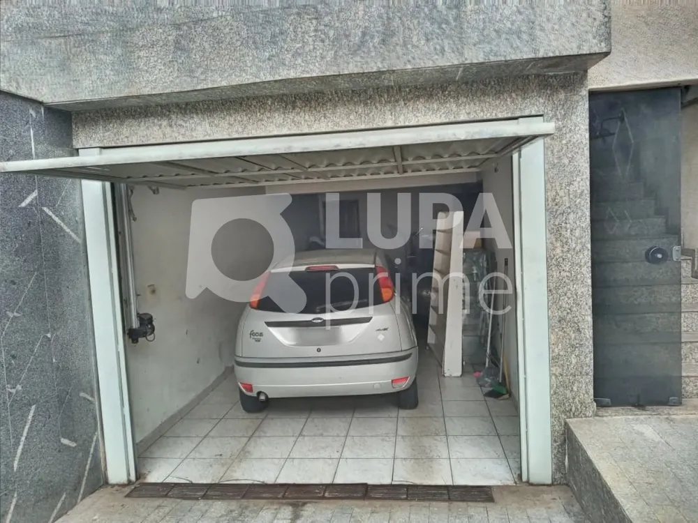 Casa, 3 quartos, 223 m² - Foto 1