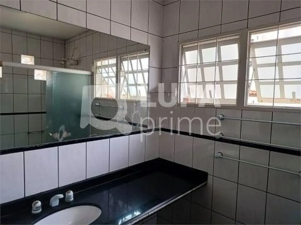 Casa, 5 quartos, 440 m² - Foto 2